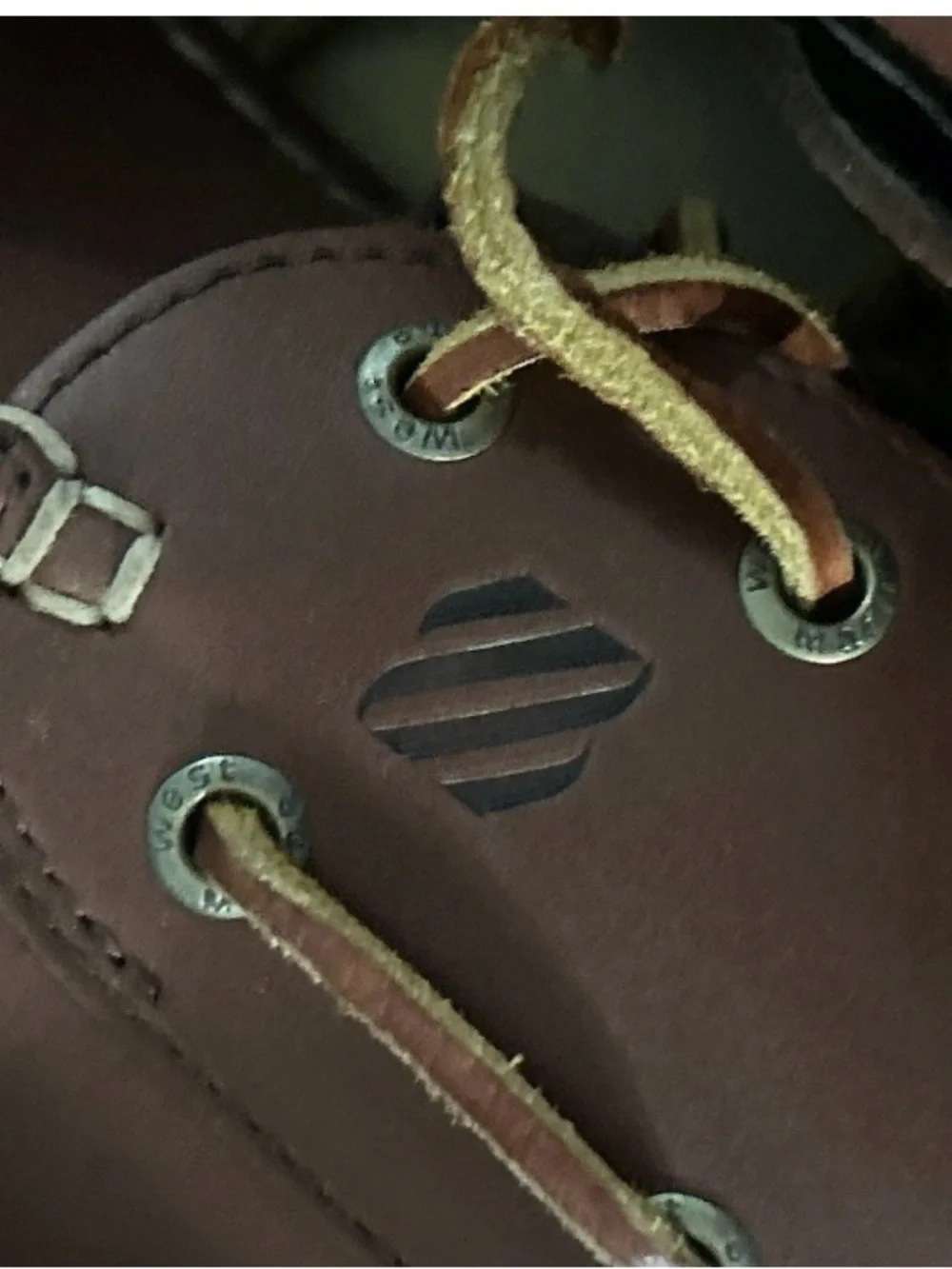 West Marine Men's Brown Leather Boat Shoes Mens size 8 New in box
